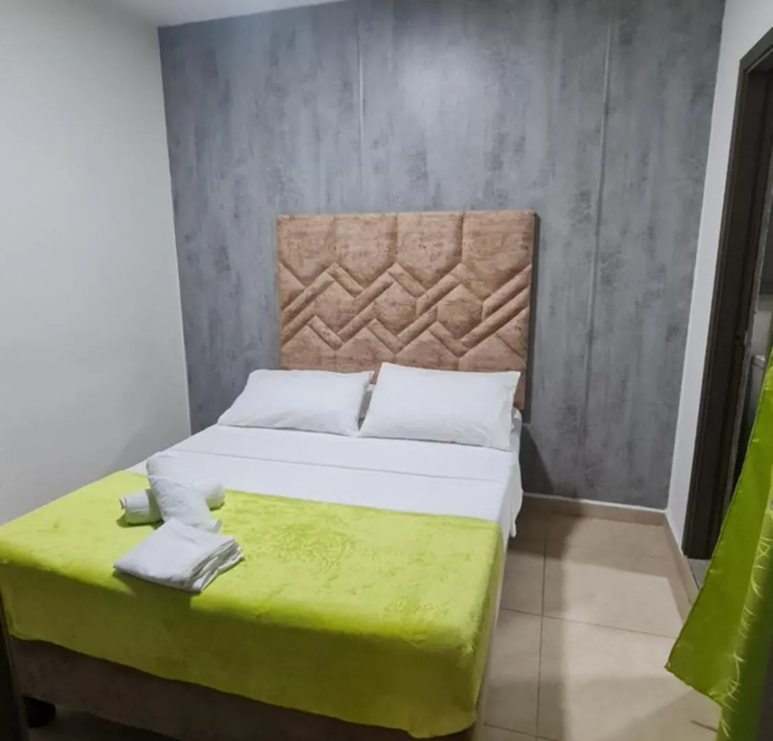 Apartamentos La Flora 2 Piso Cali 0*,